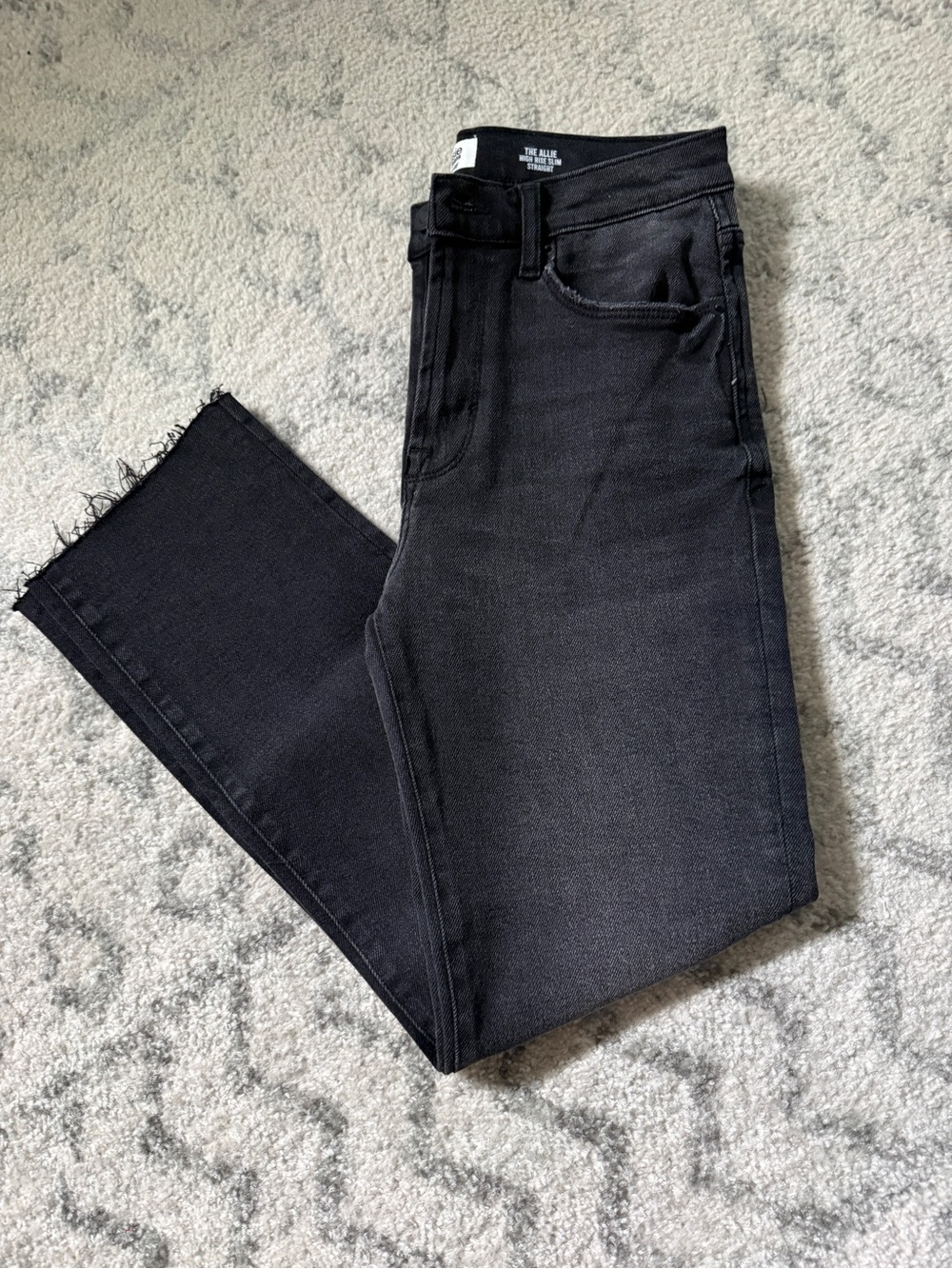 Kensie Jeans the Allie High Rise Slim Straight